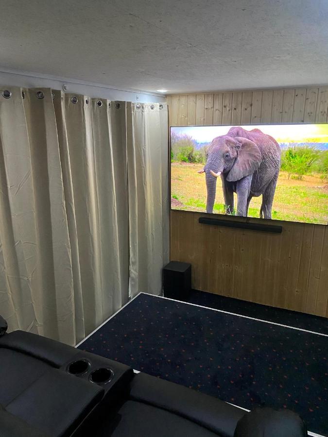 Bungalow Im Schwarzwald Auf Wunderschoenem Anwesen Neubulach Bagian luar foto