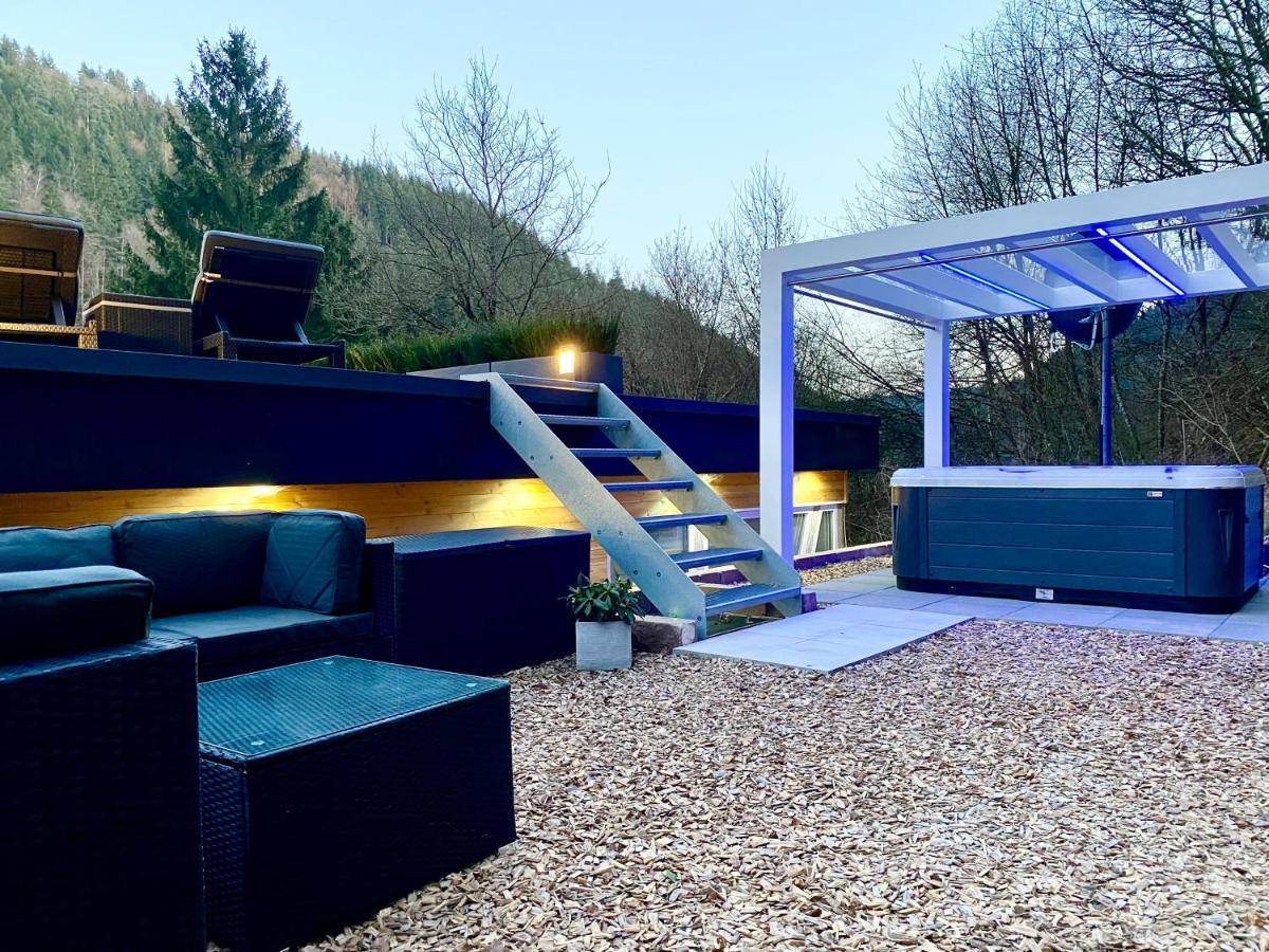 Bungalow Im Schwarzwald Auf Wunderschoenem Anwesen Neubulach Bagian luar foto